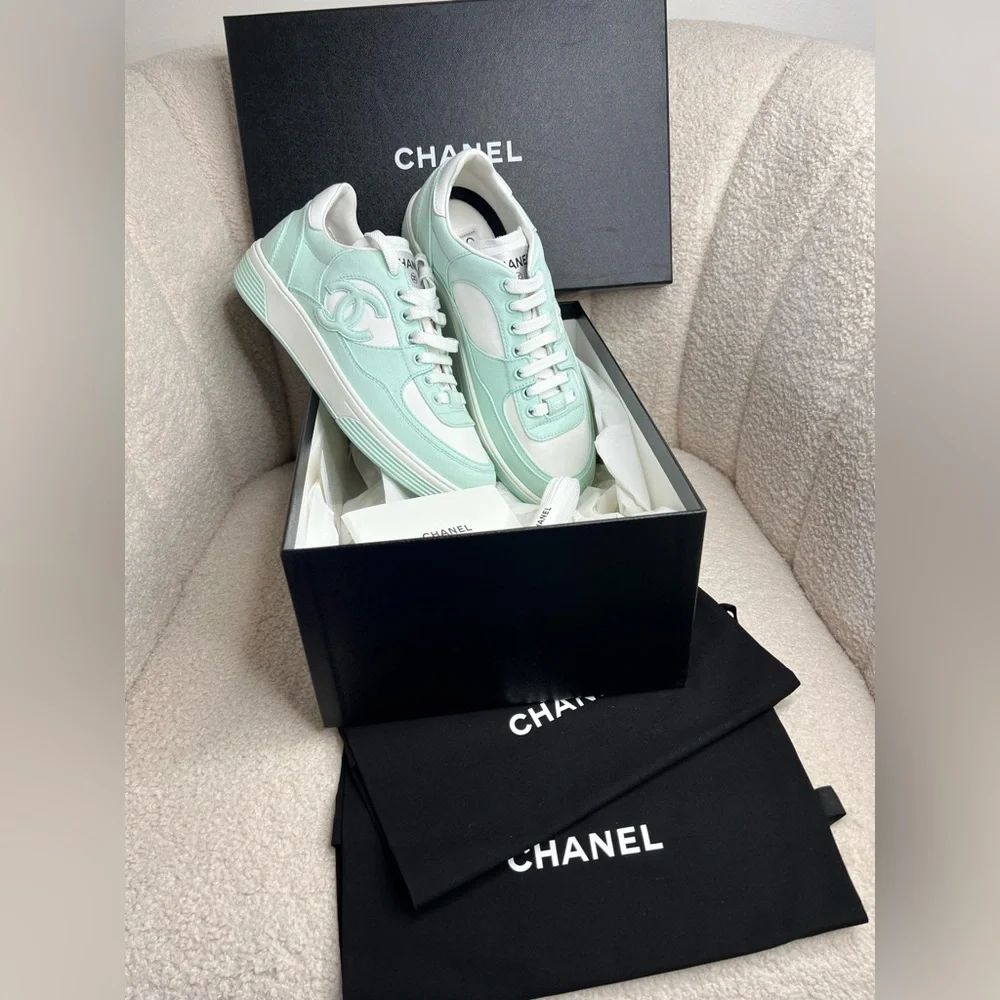 CHANEL Light Turquoise Sneakers 38.5 — New in Box - Picture 4 of 12